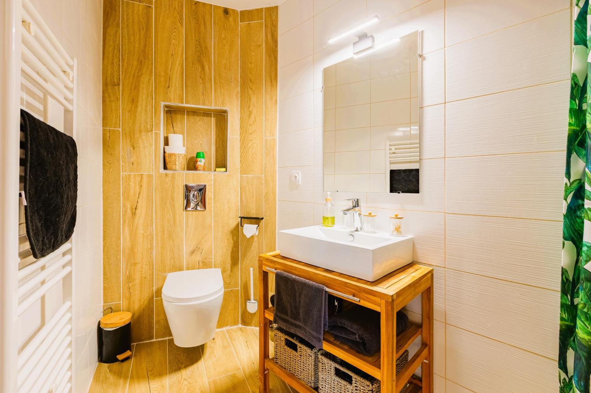 Apartamento T2 Halles & Cathedrale - Centre Historique - Clim - Wifi - Free Parking Sur Demande Béziers